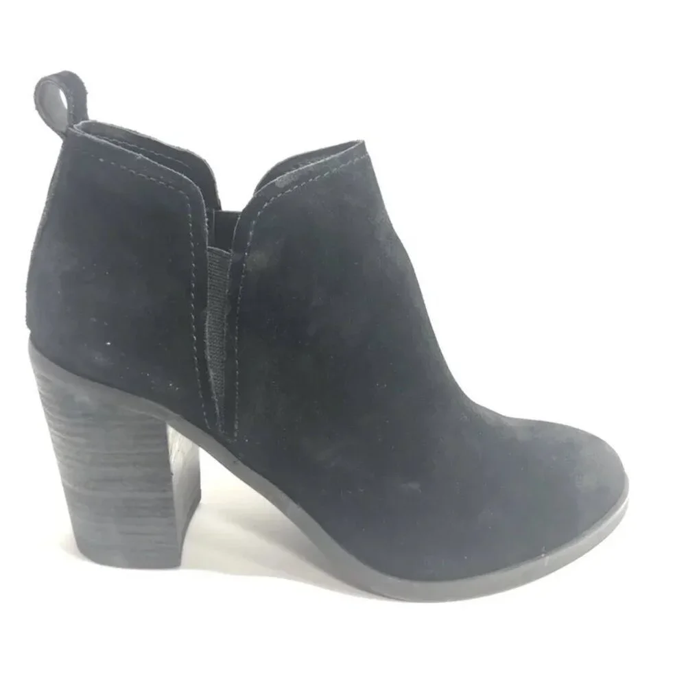 Dolce Vita Women’s Sarla, Black Suede Ankle Booties, Size 10M.